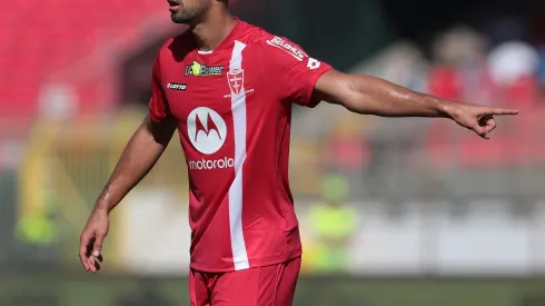 Pablo Marí durante confronto contra a Juventus em 2022.