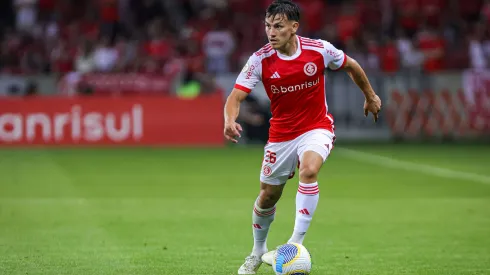 Bernabei está jogando muito no Internacional.