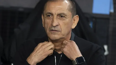 Ramón Díaz durante confronto contra o Racing na Sul-Americana 2024.