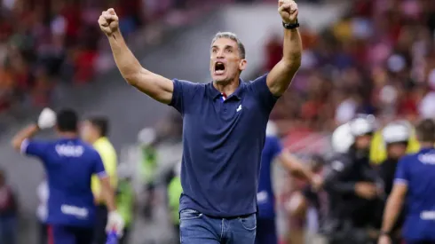 Vojvoda durante confronto contra o Sport na Copa do Nordeste 2024.