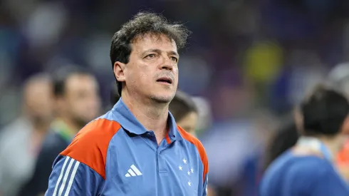 Fernando Diniz técnico do Cruzeiro durante partida contra o Bahia no estádio Mineirão pelo campeonato Brasileiro A 2024. Foto: Gilson Lobo/AGIF