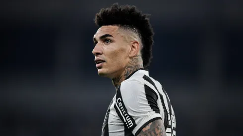 Igor Jesus jogador do Botafogo comemora seu gol durante partida contra o Fortaleza no estadio Engenhao pelo campeonato Brasileiro A 2024.