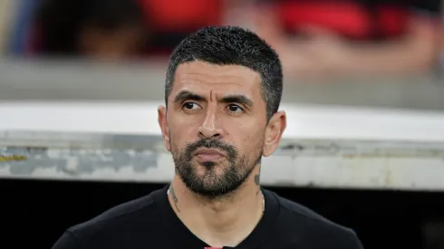 Lucho durante confronto contra o Flamengo no Brasileirão 2024.