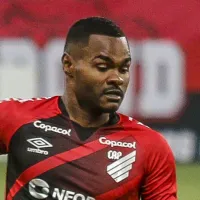 Informação sobre Nikão 'ferve' no Athletico antes do jogo contra o São Paulo: "Optou"