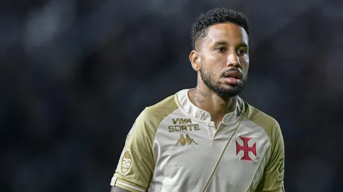 Jair atuando no Vasco em 2024