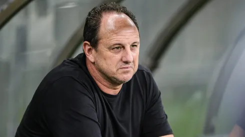 Rogério Ceni, técnico do Bahia, durante partida contra o Cruzeiro, pelo Brasileirão Betano.