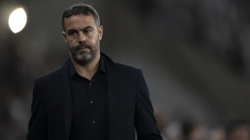 Artur Jorge, técnico do Botafogo, durante partida contra o Peñarol, pela Copa Libertadores.