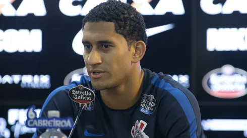 Coletiva de Imprensa do Corinthians - Zagueiros Pablo e Balbuena durante coletiva de Imprensa do Corinthians no CT Joaquim Grava