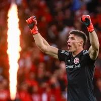 Rochet 'dispara' sobre evolução de companheiro no Internacional: "É como um filho"