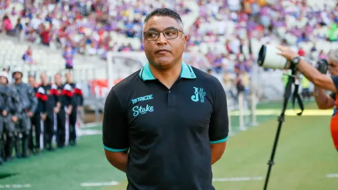 Roger Machado tecnico do Juventude durante partida contra o Fortaleza no estadio Castelao pelo campeonato Brasileiro A 2024.