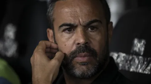 Artur Jorge durante confronto contra o São Paulo na Libertadores 2024.