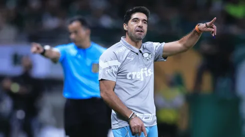 Abel Ferreira, técnico do Palmeiras, durante partida contra o Vasco<br />
(Foto: Ettore Chiereguini/AGIF)