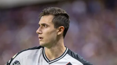 Piton vive momento de incerteza no Vasco.