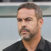 Artur Jorge ganha reforço entre os titulares do Botafogo contra o Atlético-MG