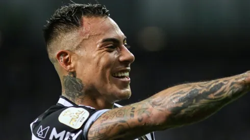 Eduardo Vargas jogador do Atletico-MG comemora seu gol durante partida contra o Athletico-PR no estadio Mineirao pelo campeonato Copa do Brasil 2021.