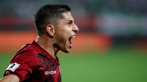 Savarino durante confronto contra o Peru nas Eliminatórias da Copa do Mundo.