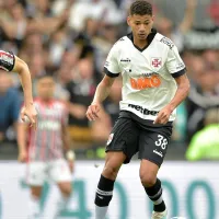 Vasco deve valor milionário ao Volta Redonda pela contratação de Marrony: "A informação é.."