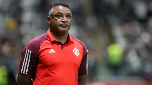Roger Machado técnico do Internacional durante partida contra o Atlético-MG no estádio Arena MRV pelo campeonato Brasileiro A 2024. Foto: Gilson Lobo/AGIF