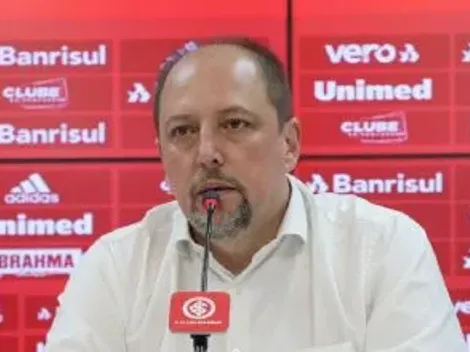 Barcellos 'coça as mãos' para receber milhões após interesse de europeu em ex-Inter