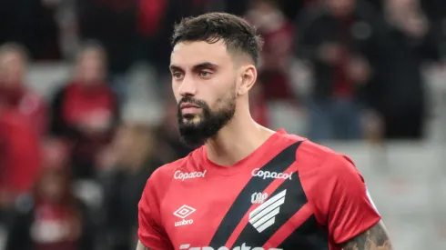 Mastriani só voltará a jogar pelo Athletico em 2025.