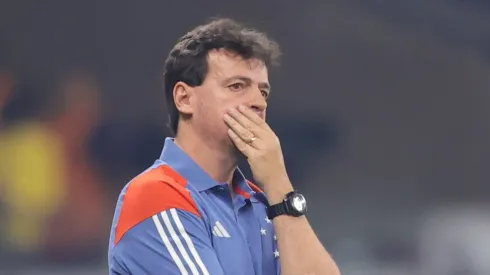 Diniz vem sendo criticado pela torcida do Cruzeiro.