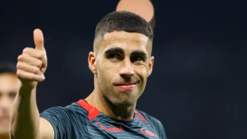 Gabriel manda a real sobre Athletico x Fluminense.