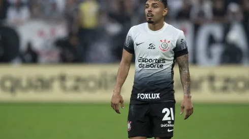 Matheus Bidu durante confronto contra o Flamengo na Copa do Brasil 2024.
