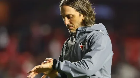 Zubeldía durante confronto contra o Juventude no Brasileirão 2024.