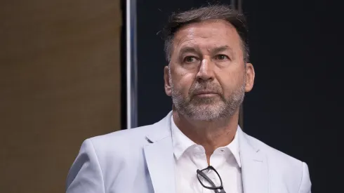 O presidente do Corinthians Augusto Melo durante apresentação oficial de Memphis Depay como jogador do Corinthians em coletiva de imprensa realizada no Arena Corinthians. Foto: Ettore Chiereguini/AGIF