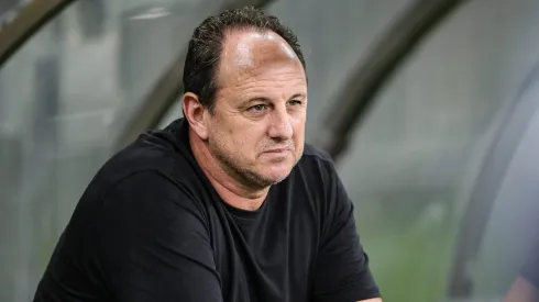 Rogério Ceni, técnico do Bahia, durante partida contra o Cruzeiro pelo Brasileirão Betano.