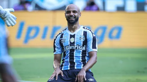 Thaciano jogador do Gremio lamenta chance perdida durante partida contra o Avenida no estadio Arena do Gremio pelo campeonato Gaucho 2023.