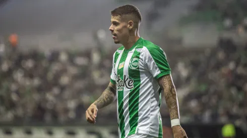 Lucas Freitas, jogando pelo Juventude em 2024