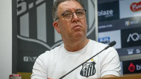 Marcelo Teixeira durante confronto contra o CRB na Série B 2024.