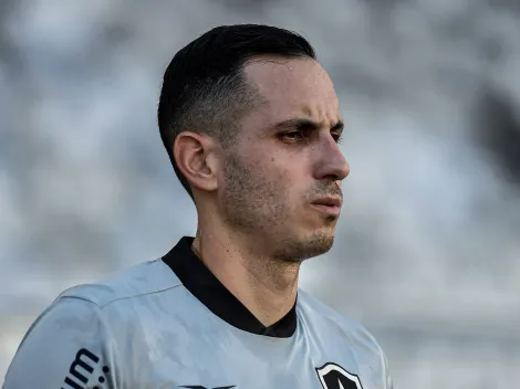 Gatito Fernández pega todos de surpresa, deixa o Botafogo e é anunciado por clube