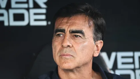 Gustavo Quinteros comandando o Vélez, da Argentina (Photo by Rodrigo Valle/Getty Images)