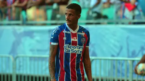 Luciano Juba, jogador do BAHIA, durante partida contra o JEQUIÉ (Foto: Walmir Cirne/AGIF)