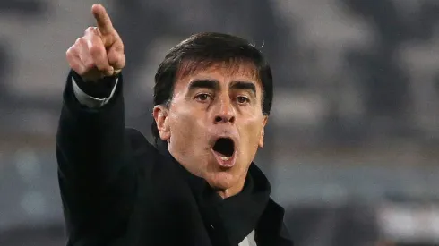 Quinteros pode ter baixa no Grêmio.