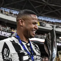 Botafogo tenta dificultar saída de Júnior Santos, mas Palmeiras insiste no atacante