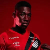 Vasco oficializa saída de Léo Pelé e zagueiro explica escolha pelo Athletico-PR: "Grande projeto"