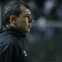 Vasco recebe oferta de CRB e Chapecoense por jogador 'descartado' por Fábio Carille