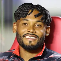 Sabino fala sobre atuar na lateral-esquerda do São Paulo e cita Enzo Díaz: "Calma aí"