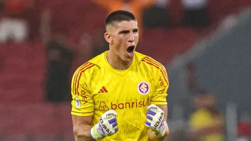 Rochet teve lesão no Internacional.