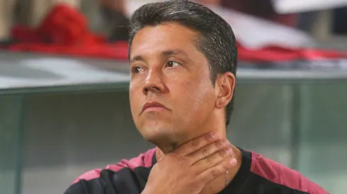 Thiago Carpini técnico do Vitória durante partida contra o Athletico-PR no estádio Arena da Baixada pelo campeonato Brasileiro A 2024. Foto: Gabriel Machado/AGIF
