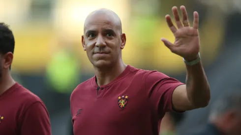 Pepa, técnico do Sport, durante a partida do Sport. Foto: Marlon Costa/AGIF