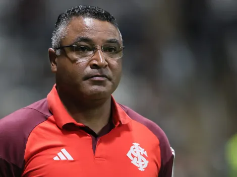 Inter prepara oferta a jogador do Santos após aval de Roger Machado
