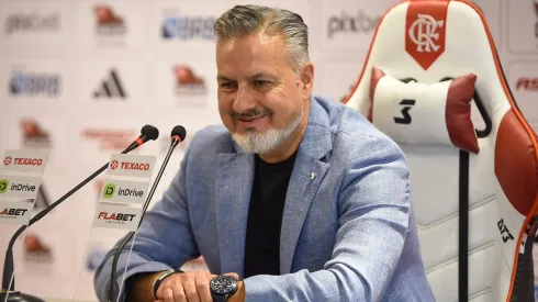 José Boto, novo diretor de futebol do Flamengo, durante coletiva de apresentação.