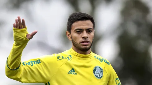 Cleiton Xavier durante treino do Palmeiras no CT Academia de Futebol.