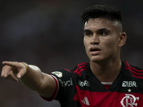 Flamengo toma atitude surpreendente sobre o futuro de Alcaraz