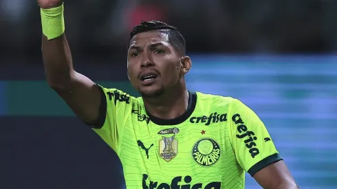 Rony tem futuro incerto no Palmeiras.