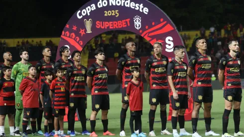 Sport x Fortaleza na Ilha do Retiro, em Recife (PE), pela Copa do Nordeste 2025. Foto: Marlon Costa/AGIF